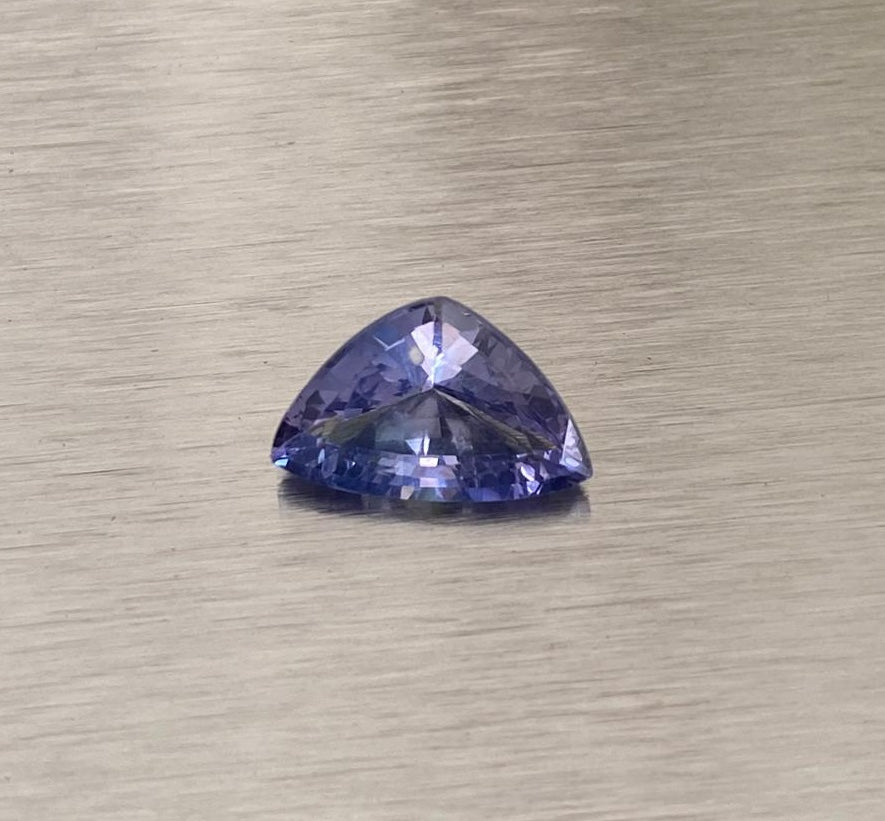 1.85 ct unheated Sri Lankan purple sapphire in a triangular mixed cut, Otzera OTZ-2026-01627