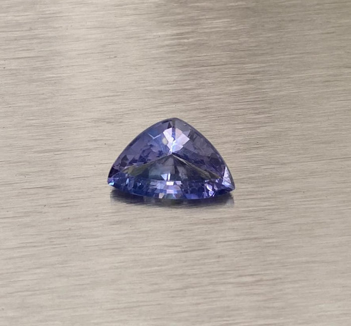 1.85 ct unheated Sri Lankan purple sapphire in a triangular mixed cut, Otzera OTZ-2026-01627