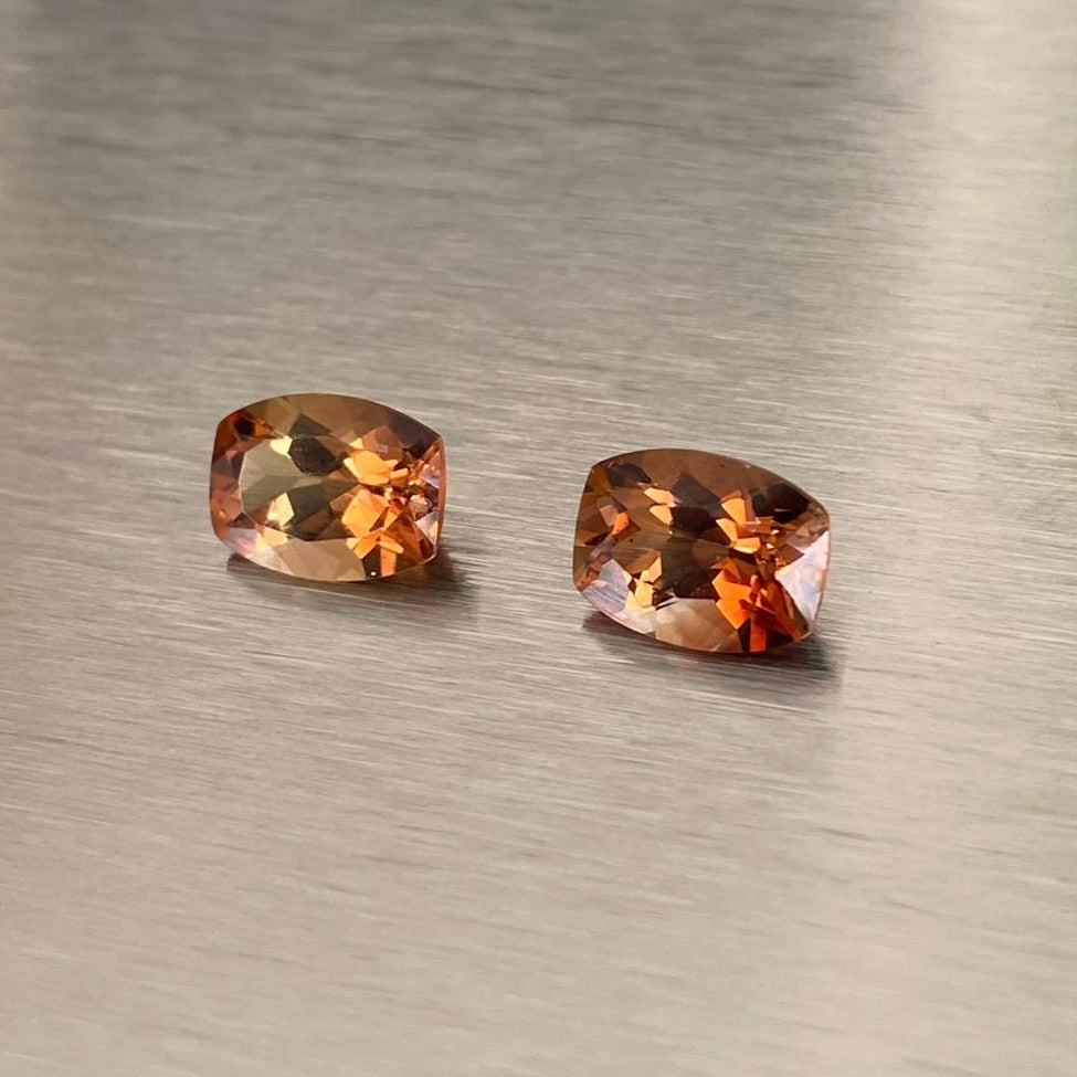 3.20 ctw matched pair of cushion-cut Oregon sunstones in orange, gold and brown tones, Otzera OTZ-2026-01630