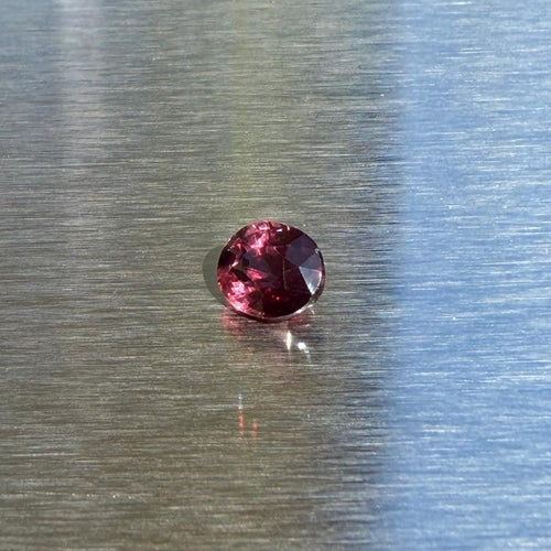 1.00 ct unheated natural ruby, oval mixed cut, loose gemstone view, Otzera OTZ-2026-01655
