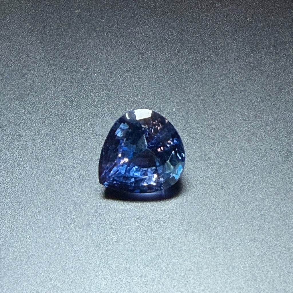 6.75 ct tanzanite, pear mixed cut, alternate face-up view showing violet-blue color, Otzera OTZ-2026-01661